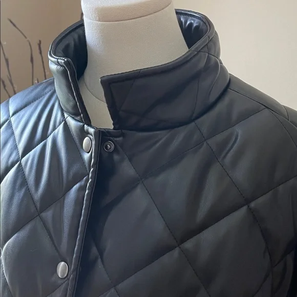 Z Supply quilted faux leather cropped jacket. Size M - Picture 3 of 10